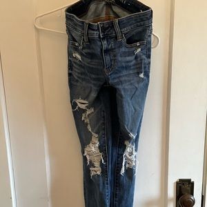 American eagle mid rise distressed skinny jeans
